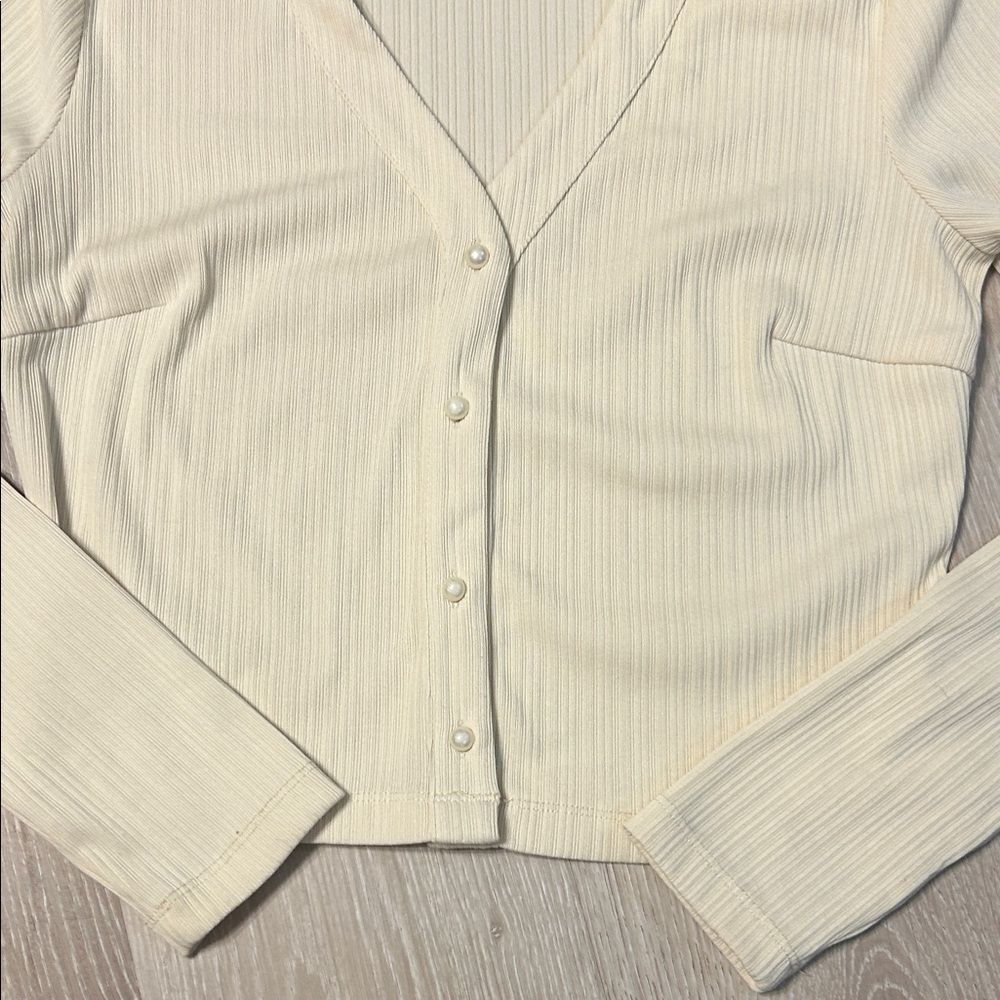 Petal & Pup Christina Long Sleeve Cream Ribbed Button-Up Top Sz Small - Picture 5 of 7